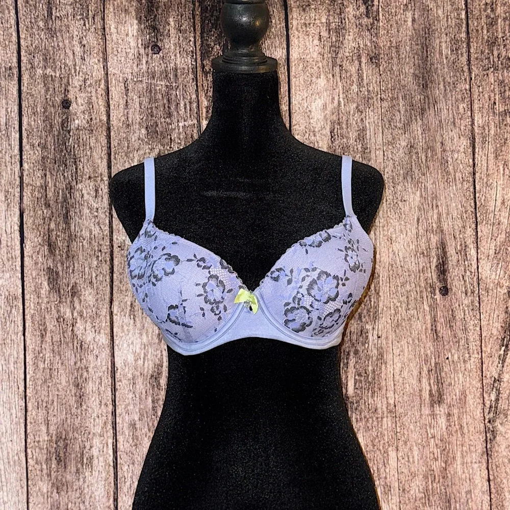 Victoria’s Secret Purple Body By Victoria Lined Demi Convertible Strap Bra 💜